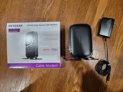 Módem por cable Netgear DOCSIS 3.0 (CM400-100NAS) 340 Mbps Foto 1 de 4