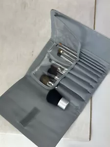 Makeup Brush Set of 9 Brushes with case. - Picture 1 of 3