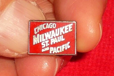 Chicago, Milwaukee, St. Paul & Pacific, tren de ferrocarril, solapa/sombrero pin corbata. Foto 1 de 4