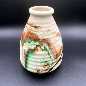 VINTAGE NEMADJI POTTERY VASE 5-7/8" TALL RIBBED GREEN ORANGE BROWN BLACK - Picture 1 of 8