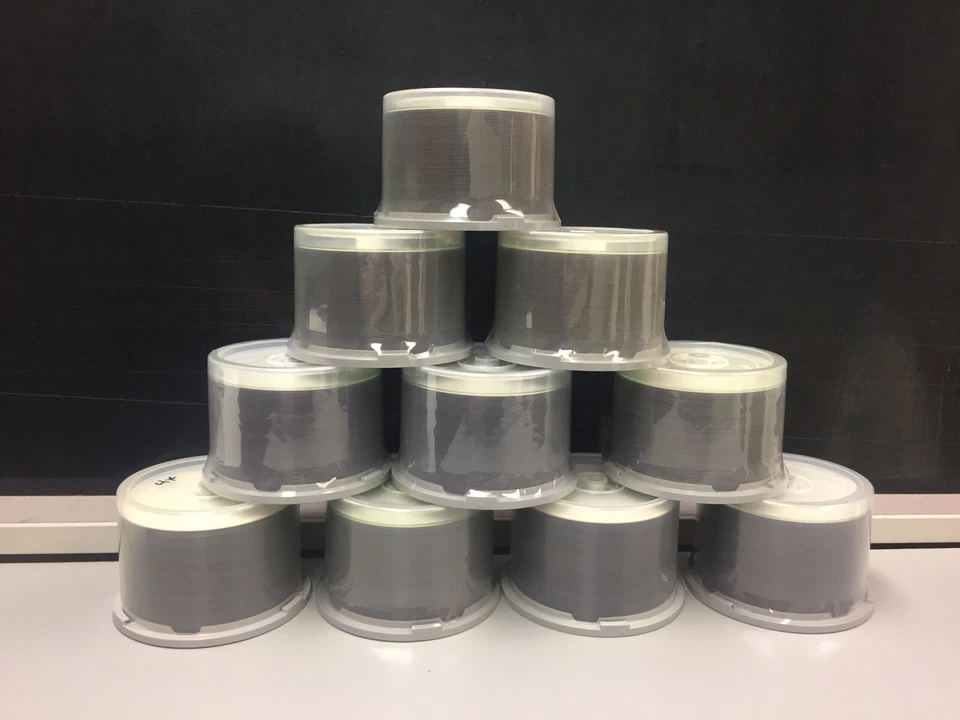 500 Prodisc Spin-X White Ink Jet Hub Printable 4.7GB 4X DVD's - New in Case - Image 1 of 1