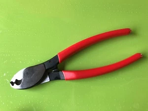 Cable cutter and stripping tool - for cable up to 22mm² - Picture 1 of 4