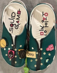Nuevo Zueco Clásico Crocs X Squid Game con Jibbitz Nuevo Hombre’s 6/Mujer’s 8 - Imagen 1 de 6