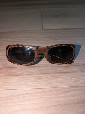 Monturas Burberry Eyegrass de Safilo 125 B 8441/S 0ZN215 de colección X marco pequeño  Foto 1 de 4