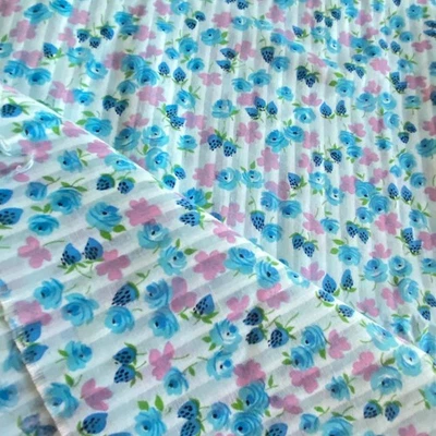 Tela de gasa fresa floral vintage de 1,9 años azul rosa Foto 1 de 4