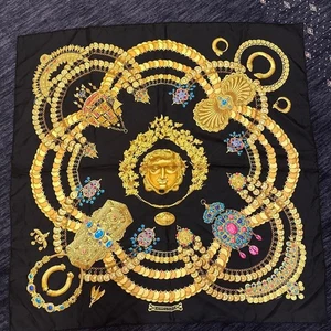 Bufanda Hermès HERMES, dorada - Imagen 1 de 4