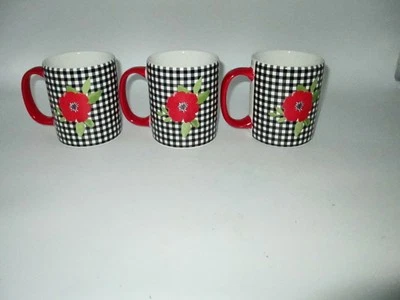 Dolly Parton田纳西州家庭格子与红色罂粟马克杯 — 第 1/4 张图片