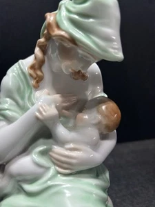 Herend Motherhood Porcelain Handpainted Figurine Style 5426-Hungary 8” Tall MINT - Picture 1 of 10