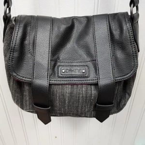 Dakine Casey 5L Crossbody verstellbare Schultertasche/Geldbörse schwarz und grau - Bild 1 von 13