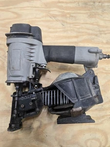 Clavadora de bobina para techos 7/8" - 1-3/4" ***70-13 - Imagen 1 de 4