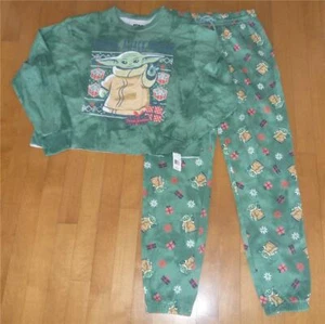 Womens BABY YODA "Protect Unwrap Christmas Pajamas Sz S XL The Mandalorian  NWT - Picture 1 of 1