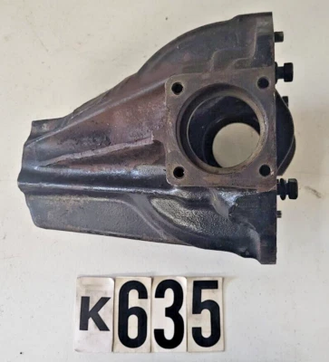 USED - ORIGINAL TRIUMPH TR4A TR5 TR250 TR6  REAR AXLE DIFFERENTIAL CASE   K635 - Image 1 of 4