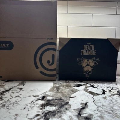 Paquete de 3 AEW Death Triangle PAC, Rey Fenix, Penta El Zero Miedo Jazwares 1 de 3000 Foto 1 de 4