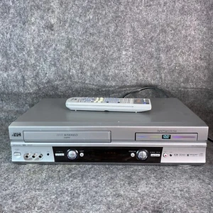 JVC HR-XVC25U Lettore DVD CD VCR VHS Combo Hi Fi Stereo Testato Funziona Con Telecomando - Foto 1 di 11