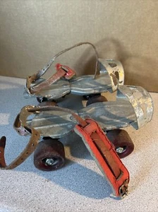 Vtg Globe Skate Co Metal Roller Skates Adjustable Leather Straps. Display Only - Picture 1 of 8