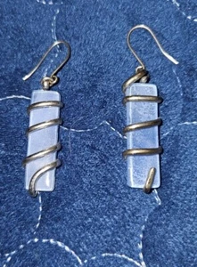 Par de pendientes colgantes de piedra hechos a mano Voila - Imagen 1 de 3
