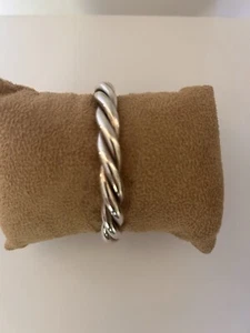 Silpada Sterling Silver Twisted Cuff Bracelet Retired 39.2 g - Picture 1 of 3