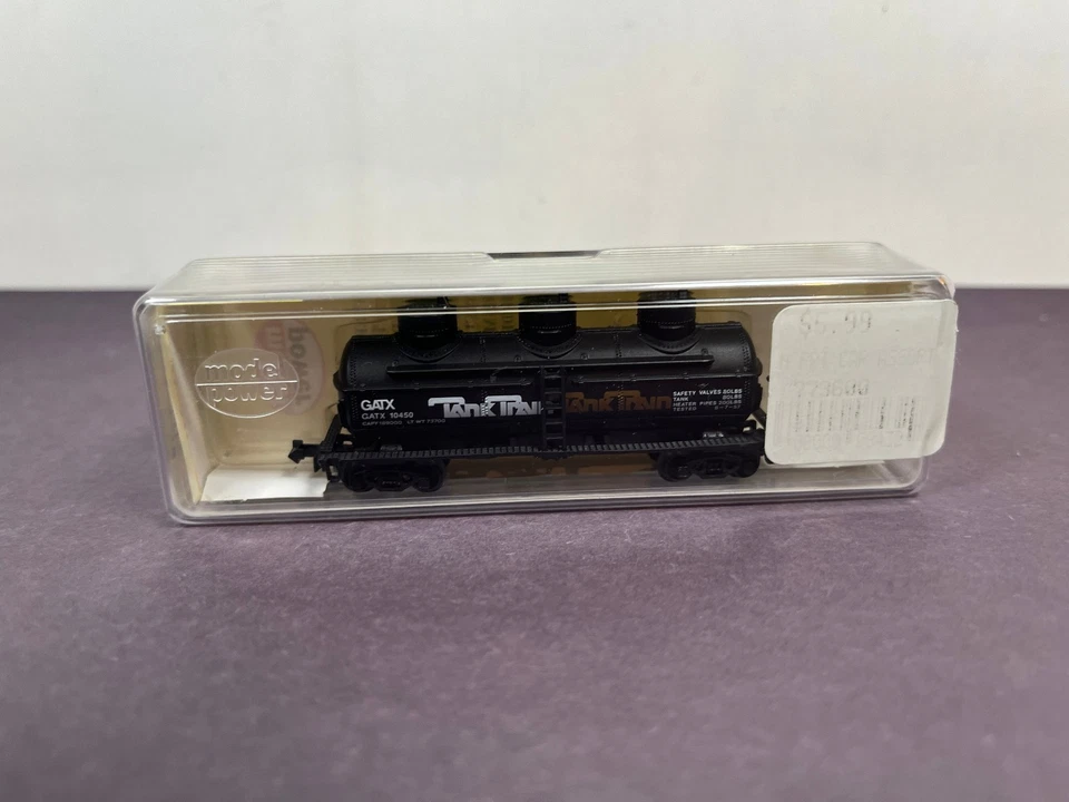 Model Power N Scale Train 3417 Dome Tank Car TANK TRAIN GATX 10450 - Image 1 of 4