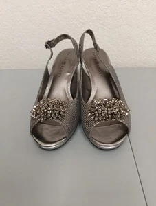 Karen Scott Breena Slingback Peep-Toe Pumps Pewter NIB sz 9M - Picture 1 of 6