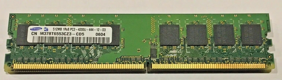 KIT RAM SAMSUNG 2X512MB M378T6553CZ3-CD5 PC2-4200U-444-12-D3 - Immagine 1 di 1