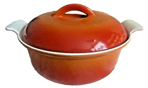 Descoware 2 Qt Enameled Cast Iron Dutch Oven w/Lid Flame Orange 17-D 22E Belgium - Picture 1 of 8