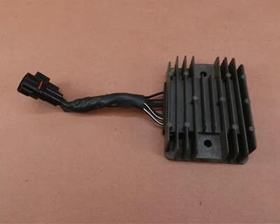 Регулятор напряжения выпрямителя 2012-2022 SUZUKI BOULEVARD C50 VL800T - Изображение 1 из 4