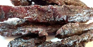 Bad Bart Cracked Black Peppered Jerky Hut Beef Jerky 1/2 Pound Bag 8oz Package - Picture 1 of 3