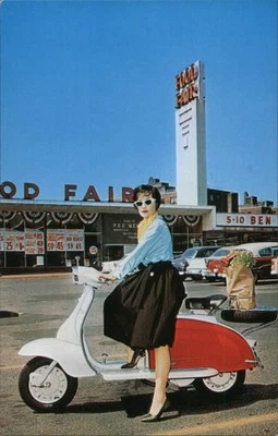 Cantidad de postales de moto scooters Lambretta originales vintage Foto 1 de 2