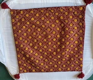 Pier 1 Imports- Set of 2 Boho Floral Decorative Throw Pillow Covers tassels - Picture 1 of 17