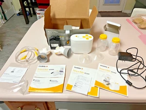 Medela Pump in Style Maxflow, NOB - Picture 1 of 5