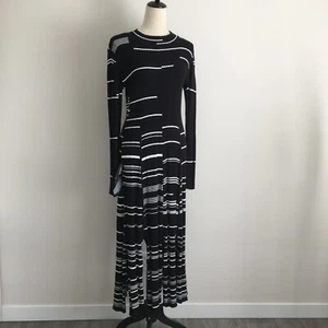 NWT BCBGMAXAZRIA Womens Large/Medium Black White Cut Out Hem Ribbed Knit Dress - Picture 1 of 11