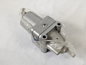 Masoneilan 77-40 Pnuematic Regulator 5-100PSI 250PSI Max - Picture 1 of 4
