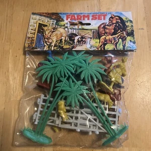 Vintage Farm Animal Figure Play Set Made in Hong Kong Sealed Horse Farmer Pig Ex - Picture 1 of 5