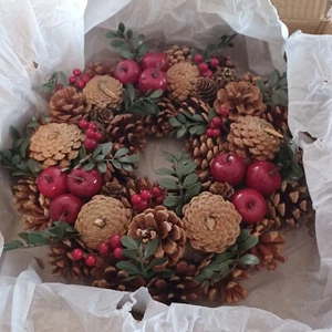 NIB 12" Winter Wreath Pinecones And Faux Red Fruit By Lovinkiki - Picture 1 of 4