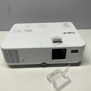 NEC NP-V332X XGA DLP 3300 Lumens Projector 3000-3999 Lamp Hours TESTED - Picture 1 of 6