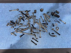 1996 Suzuki DR 650 Assorted Engine Motor Bolt Spring Screw Washer Clip 96-2021 - Picture 1 of 1