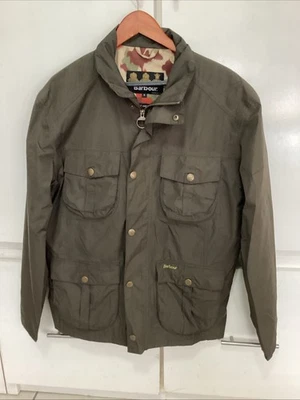 Nueva Chaqueta Barbour Hunter Verde Moto Corte Sixe S Foto 1 de 4