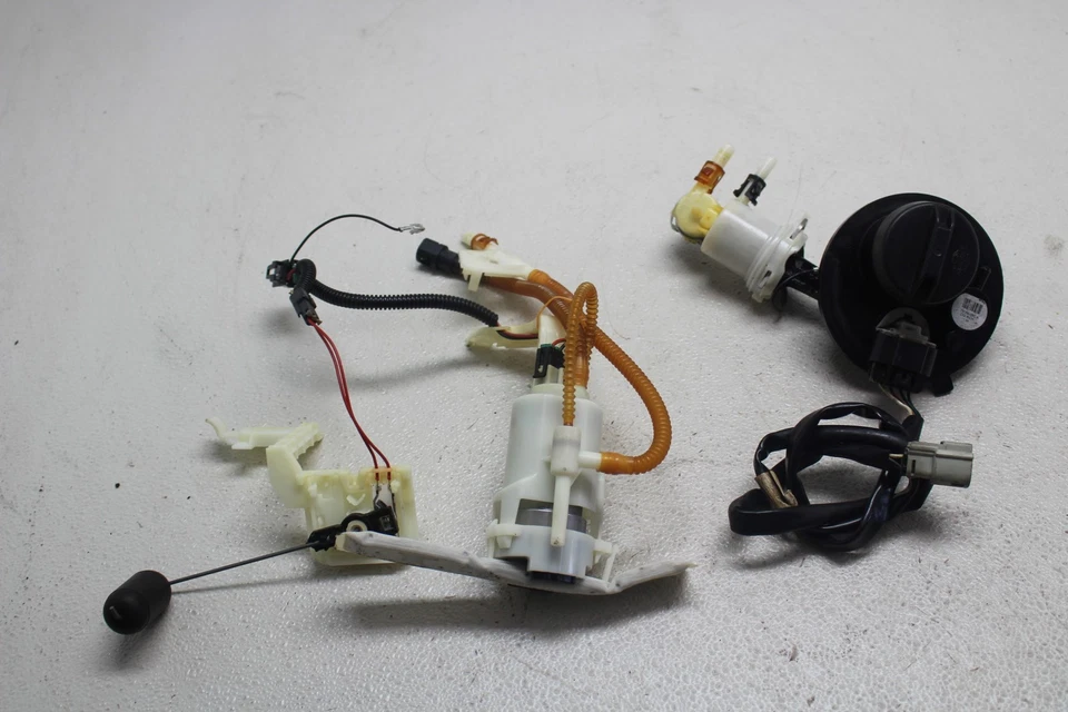 Harley-Davidson Street Glide Special 2017-2022 FLHXS bomba de gasolina de combustible Foto 1 de 4