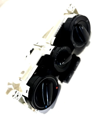 1999-2004 VW JETTA/GOLF CENTER CLIMATE CONTROL A/C SWITCH PANEL USED OEM - Image 1 of 4