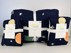 Pottery Barn Kids Solar System Quilt Full Queen and 2 Standard Shams Space NWT - Picture 1 of 13