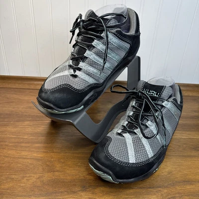 Kuru Chicane 女式 8.5 码 Comfort Trail 登山鞋黑色 Lt. 绿色银色 — 第 1/4 张图片