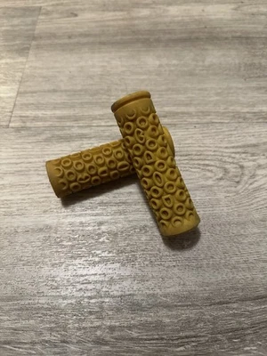 Guidão de bicicleta vintage Cannondale Coda 103 mm amarelo aparado MTB 90s XC - Imagem 1 de 2