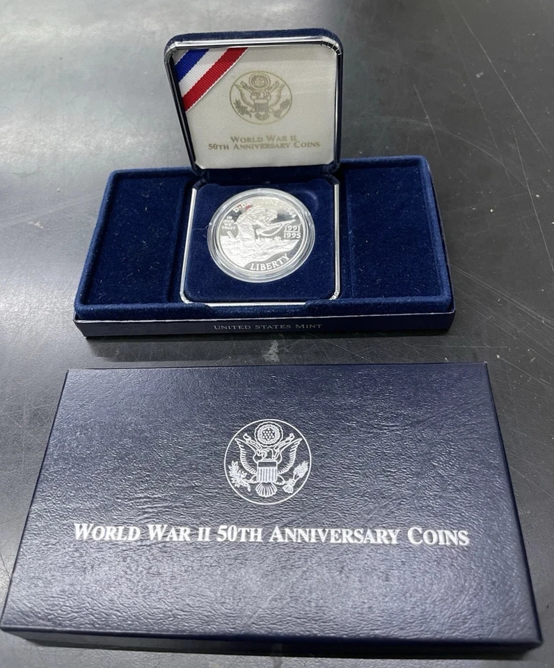 1991-1995 World War II 50th Anniversary Commemorative Proof Silver Dollar - Image 1 of 1