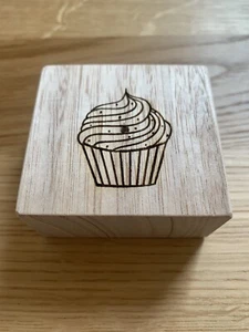 Flower Nail Holder - Picture 1 of 3
