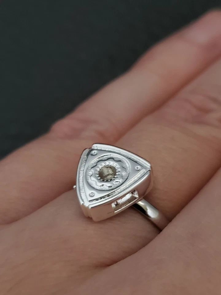 Rotary Engine Wankel Ring FDRX7 RX7 RX8 FCRX7 - Image 1 of 4