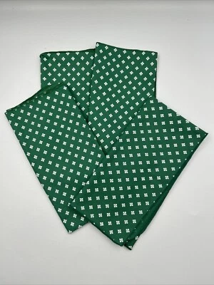 Napkins Cloth Green Napkins Dining 18in x 18in Set of 4 Pre-own - Image 1 of 4