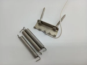 1985 Striker By Kramer 100st Tremolo Claw With Springs And Scress - Picture 1 of 5