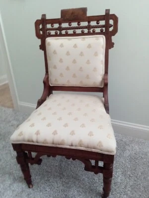 Antique ornate Victorian chair in good condition. Also two wooden casters. - Image 1 of 4