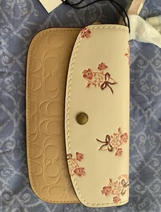 Coach 1941 Floral Bow Print Wristlet Clutch - Picture 1 of 4
