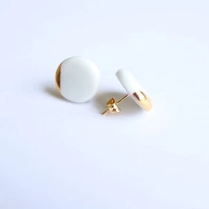 6.kiln Arita Ware Moon Phases Earrings White Porcelain Japan Handmade Gift Jewel - Picture 1 of 3